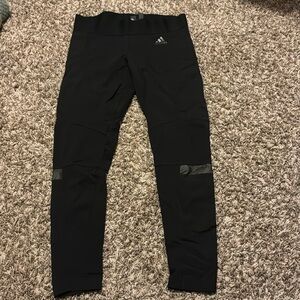 Women’s jogger Adidas pants. Size large *-B3